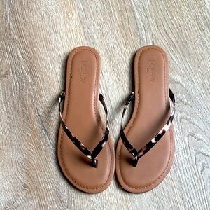 JCREW tortoise style flip flops, size 7